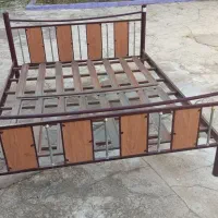 تخت فلزی دو نفره