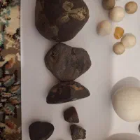 شهابسنگ  وانواع سنگ|جواهرات|بومهن, |دیوار