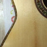 کارگاه ساخت و تعمیر گیتار