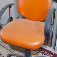 میز تحریر پر کاربرد ولی کم جا به همراه صندلی|میز تحریر و کامپیوتر|قم, بکایی|دیوار