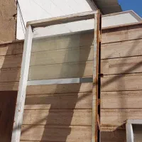 فروش پنجره و درب چوبی با چهار چو ب فلزی|مصالح و تجهیزات ساختمان|قم, شهرک امام حسن|دیوار