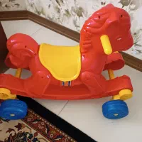 اسب الاکلنگی دوکاره قرمز