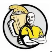 یک صندوقدار خانم و نیروی ساده آقا