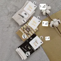 تعدادی جوراب زنانه و بچگانه