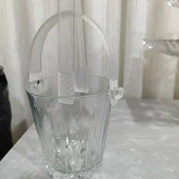 ظرف شیشه مناسب پرکردن یخ