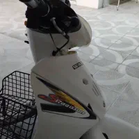 موتور ویو|موتورسیکلت|نیشابور, بلوار گلها|دیوار