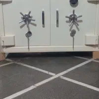 گاوصندوق طلافروشی زیرویترینی