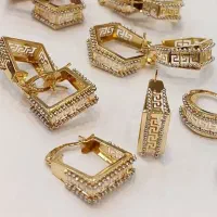 گوشواره حلقه ای ورساچه طلا