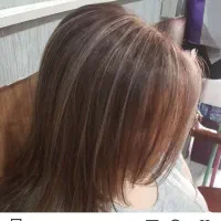 به چندنفر همکار آرایشگر بامشتری نیازمندیم|استخدام درمانی، زیبایی، بهداشتی|کرج, اسدآباد|دیوار