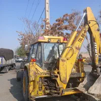 یک دستگاه بیل بکهو مدل 86