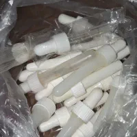 تعدادی قطره چکان نو وآکبند