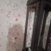 دراور و جاکفشی و یه عدد بوفه