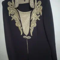 ست خانومانه کت و شلوار و تاپ و روسری