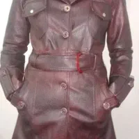 دو عدد پالتو، چرم و فوتر بد حد نونو