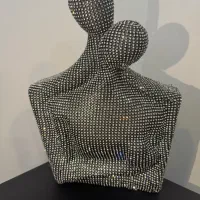 مجسمه نگینی ۲۵ سانتی