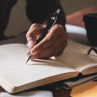 تایپ و نوشتن تحقیق و ارائه کلاس و دانشگاه