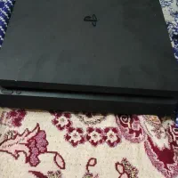 تسلیم یک تراکپی خور.  ps4.    slim