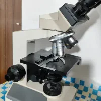 میکروسکوپ المپیوس ژاپنی