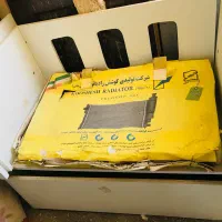 تخت کنار مادر