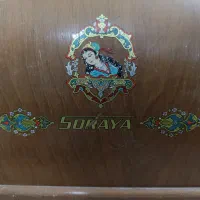 دو عدد چرخ خیاطی قدیمی ( ژانومه . ثریا )|کلکسیون اشیاء عتیقه|لاهیجان, کوی خزر|دیوار