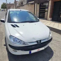 پژو ۲۰۶ صندوقدار