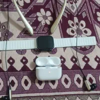 هدست و ساعت هوشمند و کیس ایرپاد