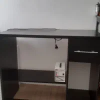 میز کامپیوتروجا کتابی