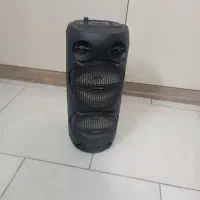 باند صوتی هم فلش خور هم بلوتوث هم میکروفون دار