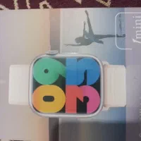 ساعت. هوشمند در حد نو