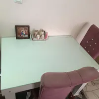 میز ناهار خو ی چهار نفره