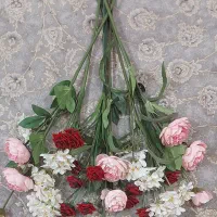 گل مصنوعی|گل مصنوعی|ری, شهادت|دیوار