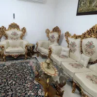 مبلمان سلطنتی 9 نفره همراه با میز عسلی