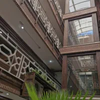 کارمنداداری خانم