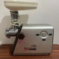 چرخ گوشت کاملا سالم