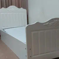تخت نوجوان به همراه تشک طبی رویال