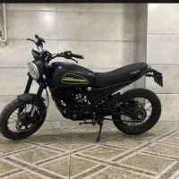 موتور st3 کافه ریس 220