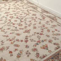 فرش  گل برجسته طرح گل افشان