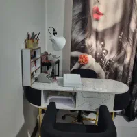 ست کامل میز و صندلی ناخن