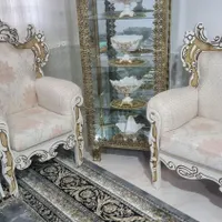 ساعت و ویترین برنجی