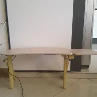 میز لب تاپ نو و تمیز فن داره و قابل تنظیم هستش|میز تحریر و کامپیوتر|تهران, گلستان (شهرک راه آهن)|دیوار