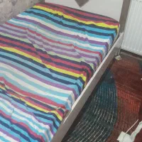 تخت یک نفره