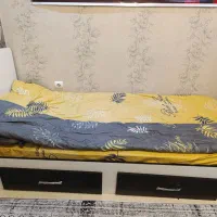 2عدد تخت یک نفره دو کشو نیاز به تعمیر داره|تخت و سرویس خواب|اسلامشهر, شهرک واوان|دیوار