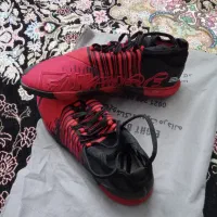 کفش فوتسال (سالنی)