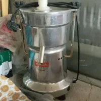 دستگاه اب هویج گیری