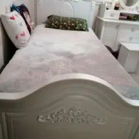 تخت خواب نوجوان