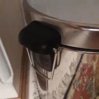 حراج سطل زباله استیل و مقداری لوازم|حراج|تهران, شهرک آزمایش|دیوار