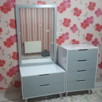 دراور و آینه