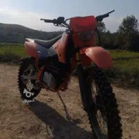 فلات200 سی سی|موتورسیکلت|پرهسر, |دیوار