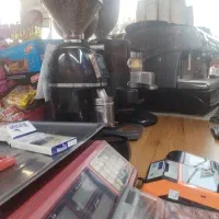 فروشنده واسه شیفت شب در دکه شبانه روزی