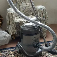 جاروبرقی آیوا